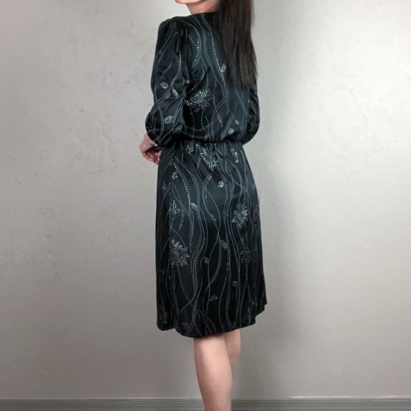 Vintage 1960s Black and Silver Cowl Neck Dress - Picture 5 of 9